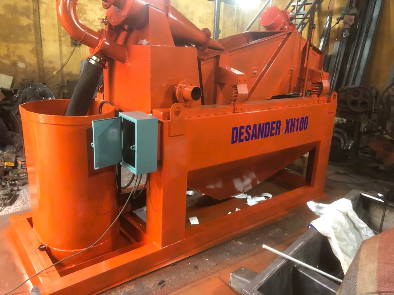 Máy tách cát Desander XH100